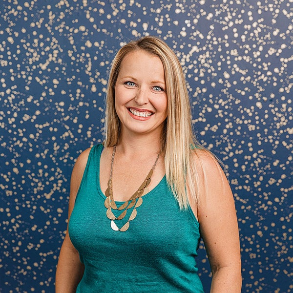 Sarah Cavey, Broker Associate